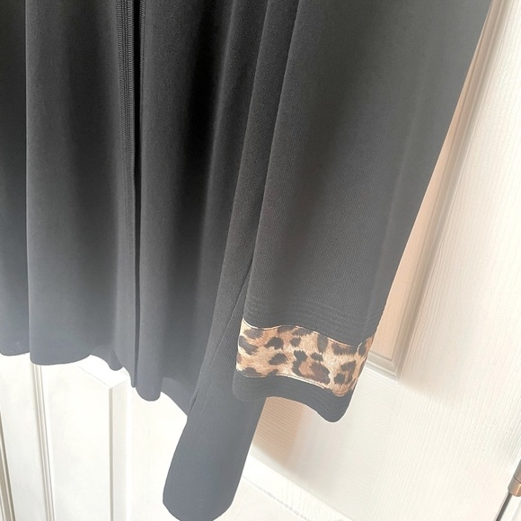 𝅺MISOOK Cardigan - Picture 3 of 7